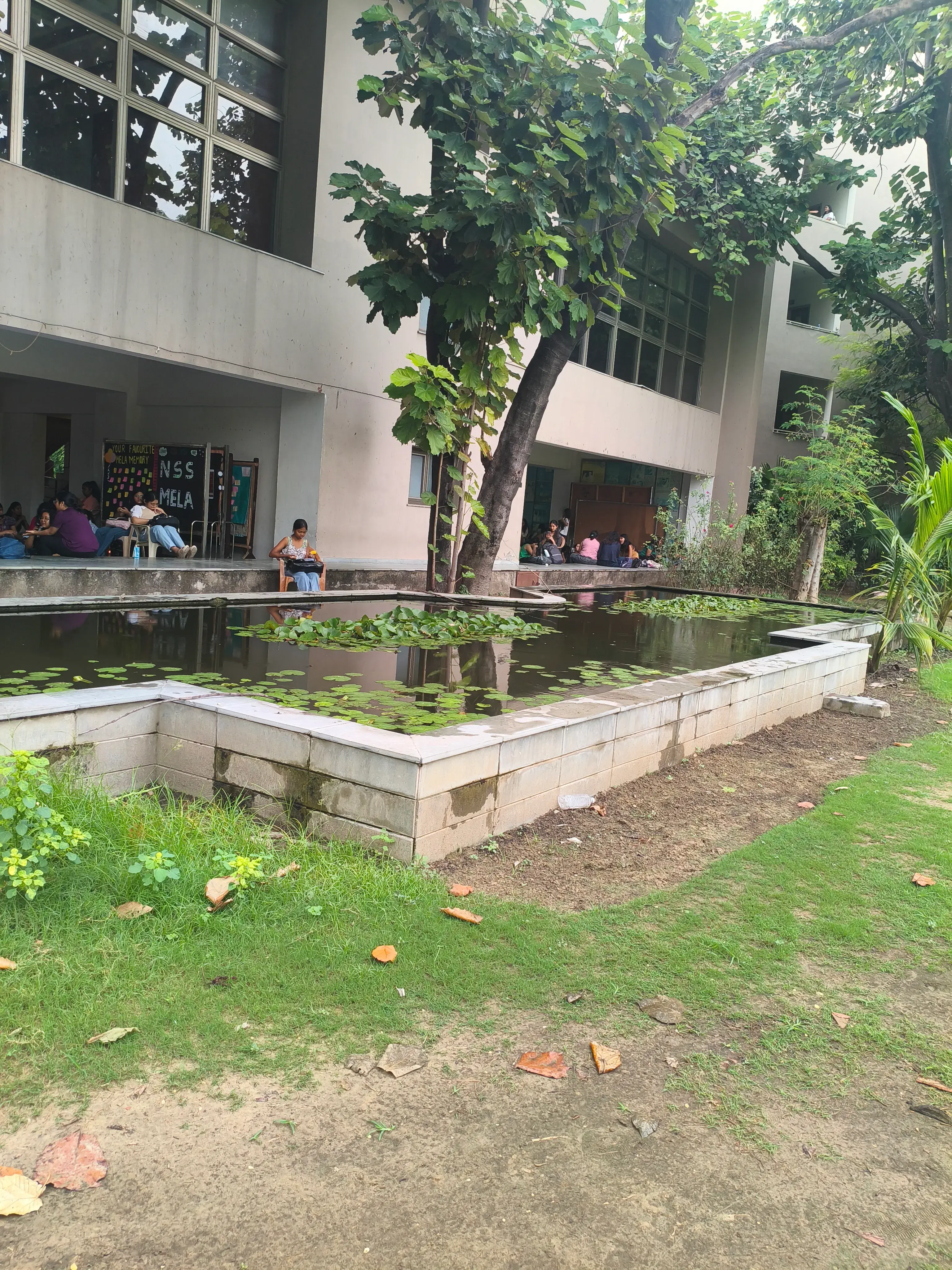 LSR Delhi Academic Building photo 7